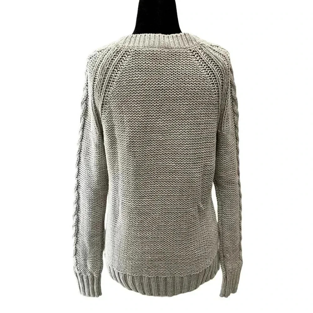 GAP Grey Cable Knit Sweater Cotton Crewneck Fisherman Pullover Size Small - Picture 4 of 16